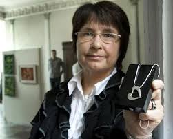 Proffs och amatörer i slottets påskblandning