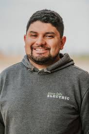 Tom Varrone's Instagram, Twitter & Facebook