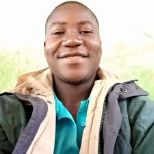 About 73 years ago or so my mom was picking beans by the onion Field. I and  my sister were playing