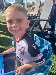 Danielle Percival (@missdpercivalx)'s videos with If You Ever Need A Friend 