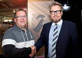 Découvrez toute la carrière de valur freyr einarsson. Baejarstjori Anaegdur Ad Fa Ad Sja Magnus Afram Visir