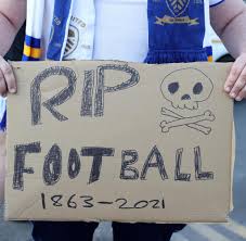 Ausmalbilder fußball wappen juventus turin / ausmalbilder fußball wappen rb leipzig : Juventus Turin Fans Spotten Uber Neues Juve Wappen Welt