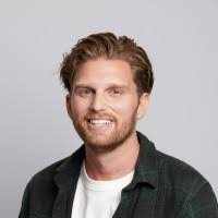 Sean Tedrow's Instagram, Twitter & Facebook