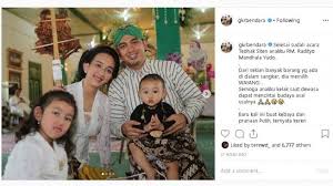 Maybe you would like to learn more about one of these? Upacara Tedhak Siten Cucu Kelima Sultan Pilih Wayang Dalam Sangkar Suara Jogja