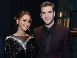 The oscar winner got her own back on prank interviewers smosh at a junket by pranking them in return. Hunger Games Jennifer Lawrence Ate Garlic And Tuna Before Kissing Liam Hemsworth The Independent The Independent