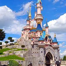 Disneyland paris is open every day of the year. Disneyland Paris 1 Day Ticket Paris Skip The Line Tickets Tours And Activities