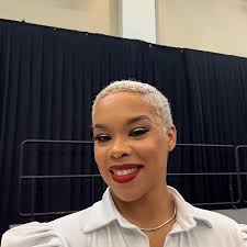 Tiffanie Daniel's Instagram, Twitter & Facebook