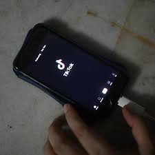 Or they give you a phone number to call. Amazon Backtracks From Demand That Employees Delete Tiktok The New York Times