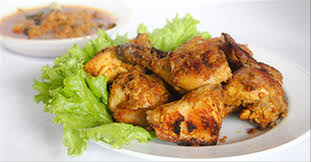 Selamat pagi sobat masak, jumpa lagi dengan kang lintang disini. Hanya 4 Langkah Mudah Membuat Lauk Lezat Dari Resep Ayam Bakar Padang Ini Bukareview