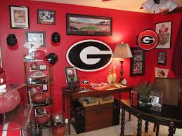 Jul 02, 2021 · atlanta (ap) — former georgia and miami football coach mark richt has been diagnosed with parkinson's disease. Georgia Bulldog Fan Office Aka Man Cave Traditional Atlanta By Bella Cosa Home Designs Llc Houzz