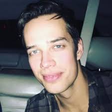 Jonathan Parks's Instagram, Twitter & Facebook