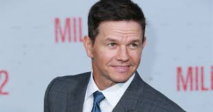 20 Famous People Named Mark