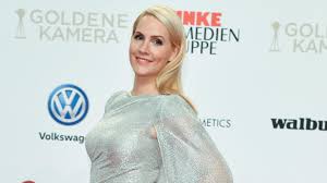 Still married to her husband andreas pfaff? Judith Rakers Tagesschau Moderatorin Private Infos Focus De
