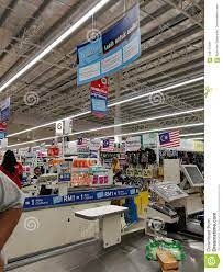 No 18 jalan seri putra 1/5 bandar seri p, bandar seri putra. Selangor Malaisie 18 Septembre 2017 Achats D Epiceries A Tesco Bandar Puteri Pres De Bukit Mahkota Et De Bandar Seri Putra Image Stock Editorial Image Du Commerce Memoire 100175494