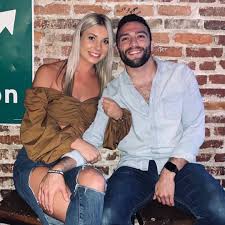 Love Is Blind S Mark Cuevas Is Engaged To Girlfriend Aubrey E Online Amber ended up marrying matt in the end. love is blind s mark cuevas is engaged