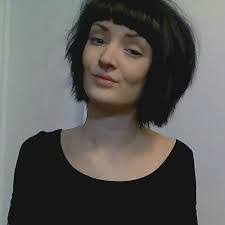 Sharon Binnie's Instagram, Twitter & Facebook