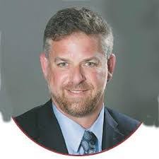 Amanda Kugler's Instagram, Twitter & Facebook