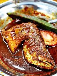 The secret to a great ikan bakar is their marination, sauces that accompany it, and the charred perfection that determines the good from the great. Restoran Sisik Ikan Bakar Klang 019 252 1330 Bandar Botanic Gm Klang Selangor Best Street Food Cooking Seafood Food Blog