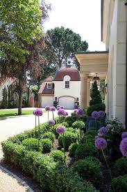 20 Traditional Gardening Ideas With Italian Style Traditional Garden Garden Landscape Design Cottage Garden
