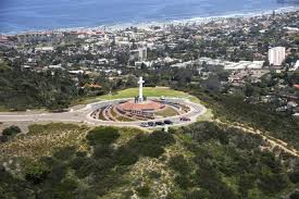Soledad — este artículo o sección necesita referencias que aparezcan en una publicación acreditada , como revistas especializadas , monografías , prensa diaria o páginas de internet fidedignas. Mount Soledad In La Jolla Visitors Guide Veterans Memorial History La Jolla Mom