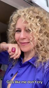 girlslikemedontcry#girls#blonde#brunette#loira#bionda#puglua