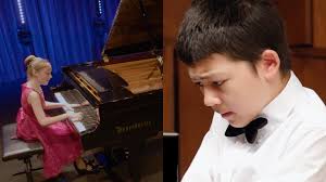 Watch Thomas Torok Plays Beethoven (Full Performance)