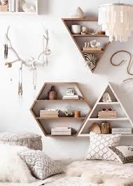 Votre fille grandit et pour créer la nouvelle déco de sa chambre vous êtes un peu perdu. Diy Deco Chambre Ado Fille En 18 Idees Qui Revisitent Le Decor Classique Diy Deco Chambre Diy Deco Chambre Fille Ado Deco Chambre