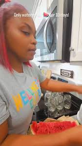 10 Days Watermelon Fast! #onlywatermelon #day1 #hydrationonfleek #vitamina  #vitaminb6 #vitaminc #potassium #antioxidants #lifein and the list goes on!  #followmyjourney