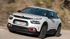 By positioning the c4 cactus as a conventional hatchback, citroën puts it up against cars such as the ford focus, peugeot 308, seat. Citroen C4 Cactus 2018 Im Test