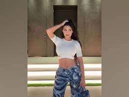 Kylie jenner 's fans think she may be launching kylie baby soon because a once secret instagram account called kylie baby was verified recently. Kylie Jenner Channels Baby Blues In Latest Instagram Post