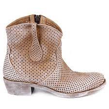 2021 yeni sezon kadin bot cizme modelleri ve fiyatlari elle shoes
