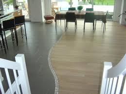 Photo Idee De Jonction Entre Les 2 Que Jaime Bcp Carrelage Faience Decoration Interieure Moderne Planchers De Cuisine Et Planchers Modernes