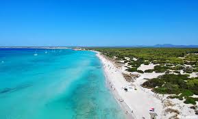 Majorca beaches are really beautiful with golden sandy beaches and crystal clear waters. Top 10 Best Beaches Mallorca Beaches
