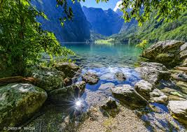 Konigssee Der Obersee Mit Fischunkelalm In Der Ferne Urlaub Bayern See Obersee Konigssee