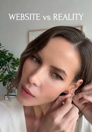 Caitlyn Minimalist Amelia Duo Huggies