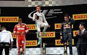 Los pilotos latinoamericanos, que suman 13 títulos de la fórmula uno gracias a los 5 del argentino juan manuel fangio y a los 8 que ganaron. Gp China F1 2016 China Primer Podio Tricolor Desde Rusia 2015 Marca Com