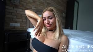 Alice redlips Unoficcial @aunoficcial - Twitter Profile | Sotwe