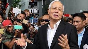 Mahkamah tinggi kuala lumpur telah menjatuhkan hukuman penjara 12 tahun dan denda 210 juta ringgit malaysia atau sekitar rp 718 miliar. Kumpulan Berita Najib Razak Mantan Pm Malaysia Najib Razak Ajukan Banding Kasus Korupsi 1mdb