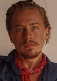 Ash Fox's Instagram, Twitter & Facebook