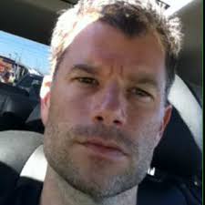 Dr. Arnold DeLeon, MD