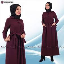 Modaperiy Com Adli Kullanicinin Tesettur Giyim Elbise Panosundaki Pin Elbise Modelleri Ve Giyim