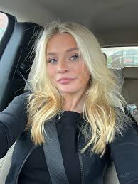 HI, my name is Brittni Gerdes. I have had my cosmetology license since  2009!! I have always loved doing hair even as a child I'd line my dolls up  and pretend for