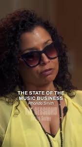 Rhonda Smith Bass Player