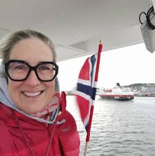 Waterproof shoes necessary for bergen to kirkenes hike?