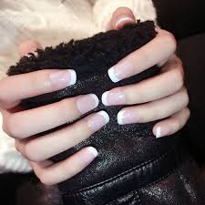 Short acrylic nails should in no case be underestimated since the number of ideas to play around with is still huge. Classical Fake Nails Manicure Short Natural Artificial Nails Flat Head 24 Pcs Set Full Nail Tips Fashion French False Nails Kit Leather Bag