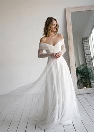 Wedding Dress Rosa With Soft Tulle Skirt Open Ball Delicate Wedding Dress With Tulle Sleeves Draped Off Shoulders In 2020 Timeless Wedding Dress Off Shoulder Wedding Dress Draped Wedding Dress