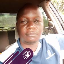 2004 GMC C8500 cigarette lighter fuse location?