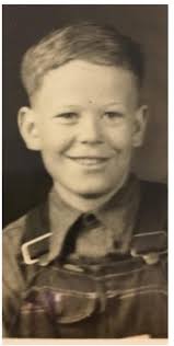 Hello, My husband is a descendant of the Lee family from Pulaski County,  KY, but originally from Virginia. His great, great grandfather left  Kentucky and settled in western Georgia. His name was