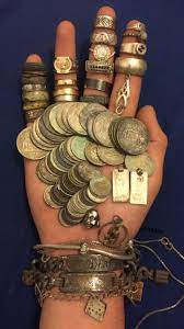 I am not going to recommend a minelab gpz 7000 because this is a monster that cost a ton of money with a pretty big learning curve! Metal Detecting In Australia Minus 2 Gold Rings I Returned R Pics By U Ttt334 Topofreddit