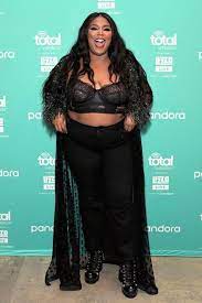 Learn about lizzo's height, real name, husband, boyfriend & kids. Lizzo Body Measurements Height Weight Body Shape Ethnicity Breasts Waist Hips Size All Facts Style Icon Body Positivity Fashion